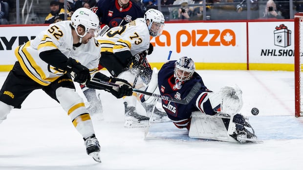 smallest-home-crowd-of-the-season-watches-slumping-winnipeg-jets-fall-6-3-to-boston-bruins