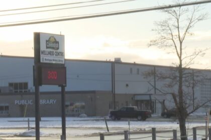 town-of-three-rivers-says-students-could-face-ban-from-community-rink-after-incidents-of-fighting,-harassment