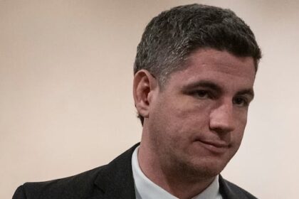 lawyer-says-bc.-mountie-should-be-fired-immediately-or-quit-over-group-chat-remarks