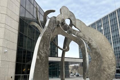 syringes-‘everywhere’-around-home-where-winnipeg-toddler-died,-court-told