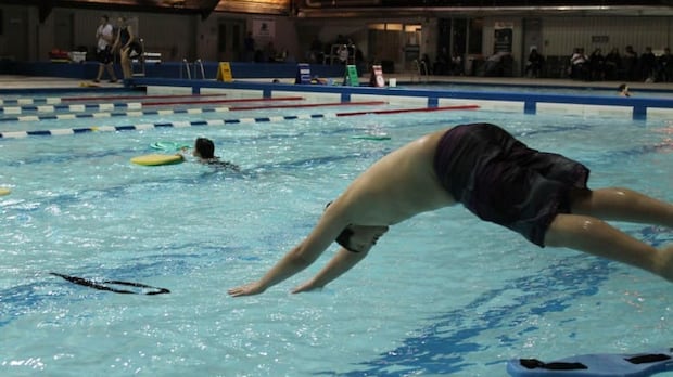 about-900-people-on-waitlist-for-city-of-regina-swimming-lessons-due-to-pool-capacity-issues