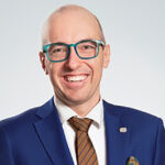 edmonton-mayor-andrew-knack-expands-youth-housing-spaces-and-encourages-youth-engagement