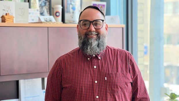 winnipeg-homeless-support-groups-struggling-to-find-housing-as-more-encampments-are-cleared-out