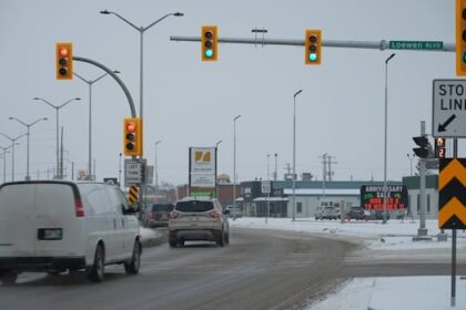after-more-than-a-year,-steinbach-businesses-glad-to-see-end-to-construction-at-key-intersection