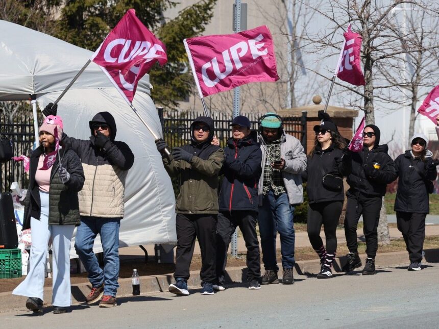 one-group-of-long-term-care-workers-in-nova-scotia-may-have-to-return-to-picket-line