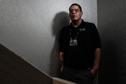 first-nation-evacuees-fleeing-wildfire-face-safety-risks-in-toronto,-leaders-say