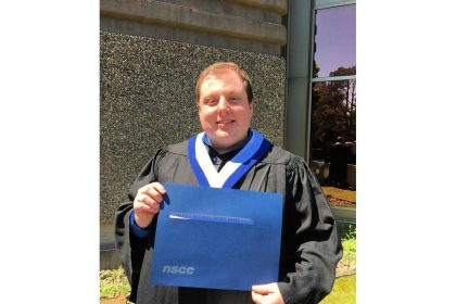 ‘nothing-left-for-us’:-graduates-face-mental-anguish-with-unmet-job-expectations-and-student-loans