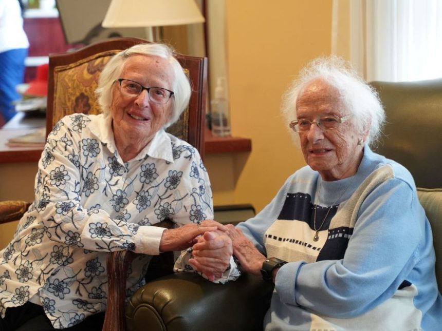 ‘golden-girls’-celebrate-more-than-a-century-of-sisterhood-during-pei.-visit