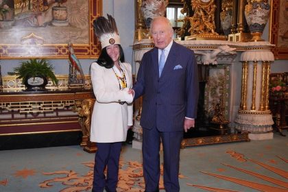 new-brunswick-chief-meets-with-king-charles-at-buckingham-palace
