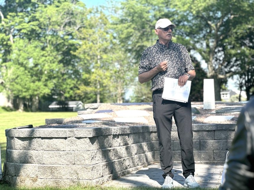 new-memorial-honours-past-burial-ground’s-important-link-to-yarmouth’s-history
