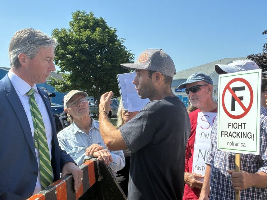 concerned-pictou-county-residents-protest-outside-premier’s-speech