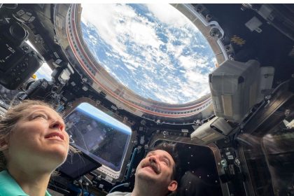 earth’s-wild-cosmic-ride-through-the-universe