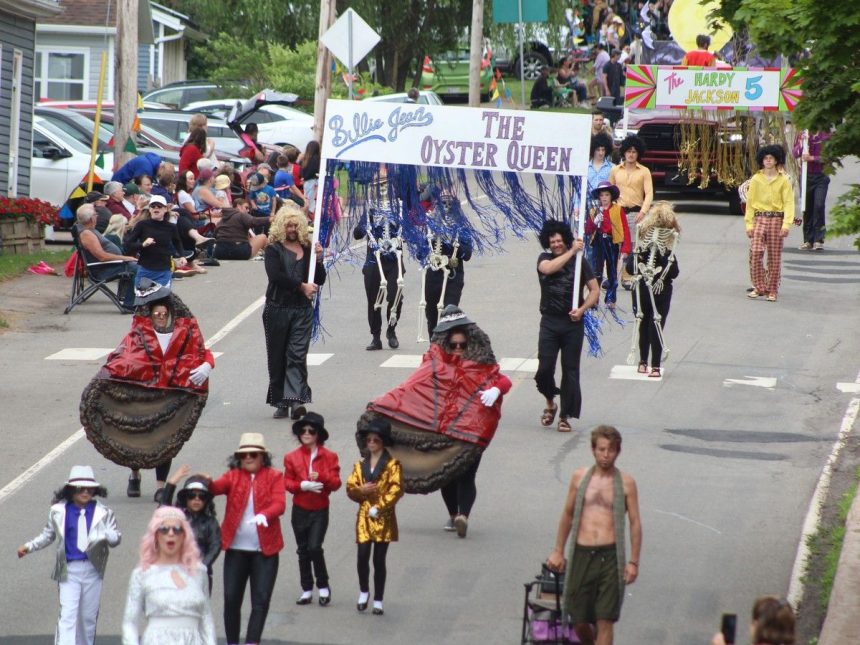 in-photos:-tyne-valley-oyster-festival-parade-2026