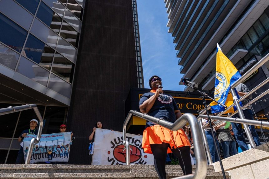 working-past-exhaustion-in-extreme-heat:-migrant-farm-workers-rally-in-toronto