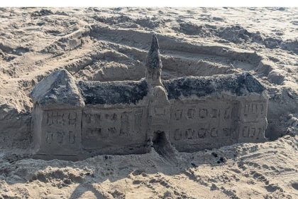 in-photo:-fortress-of-louisbourg-sandcastle-uses-cape-breton-coal