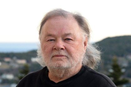 bob-wakeham:-all-smiles-at-the-harbour,-but-could-nl-be-left-with-nothing-after-two-potential-churchill-falls-deals?
