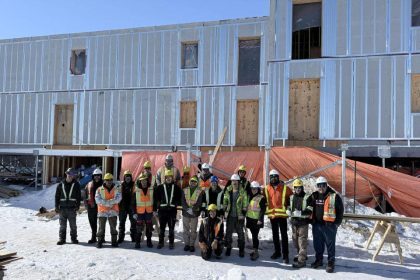 65-inuit-labourers-building-54-homes-in-five-nunavut-communities