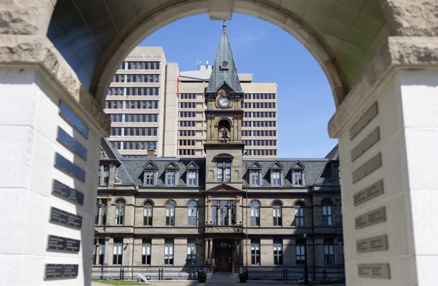 halifax-sunshine-list:-who-made-more-than-$100,000-working-for-city-hall-this-year?
