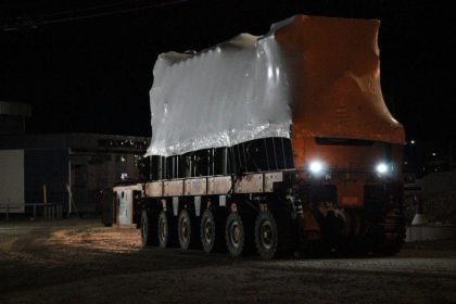 iqaluit-receives-new-power-generator-after-weeks-of-power-outages