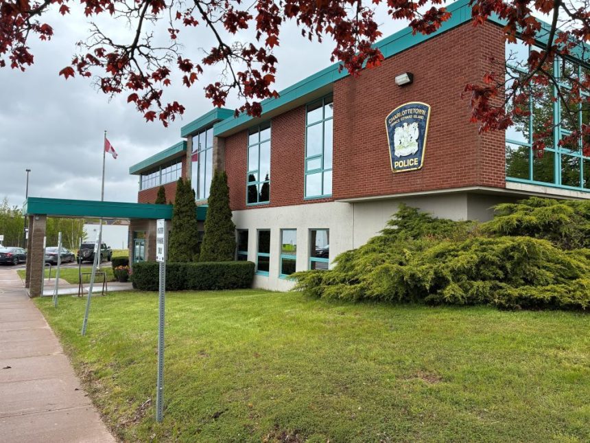 charlottetown-police-warn-of-phone-scammer-impersonating-officers
