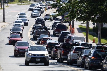 nova-scotia-announces-solutions-for-halifax-vehicle-congestion.-whats-changing-at-some-city-intersections-to-tackle-traffic-backlogs