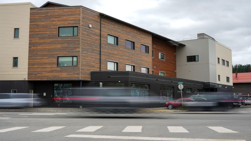 yukon-extends-whitehorse-emergency-shelter-contract-into-spring