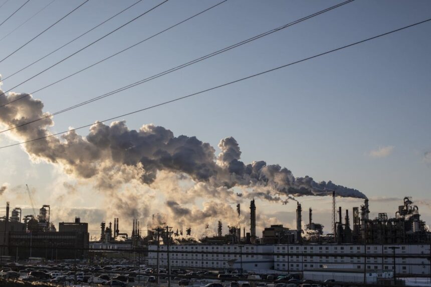 knowing-our-opponents:-how-a-pro-oil-and-gas-group-tracks-journalists,-first-nations-and-environmentalists
