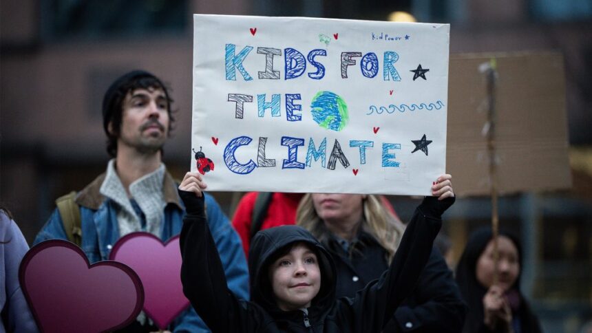 youths-tell-trial-of-climate-change-toll,-from-anxiety-to-flood-and-heat-impacts
